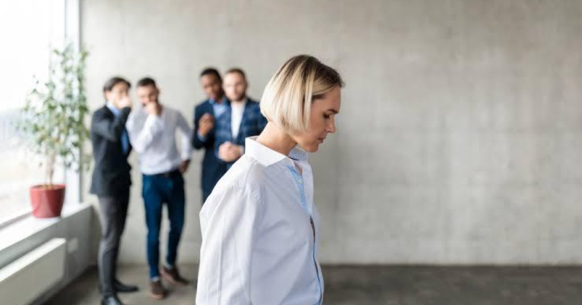 ښځه الهي معصوم مخلوق، که د محصولاتو بازار د ګرمېدو وسیله