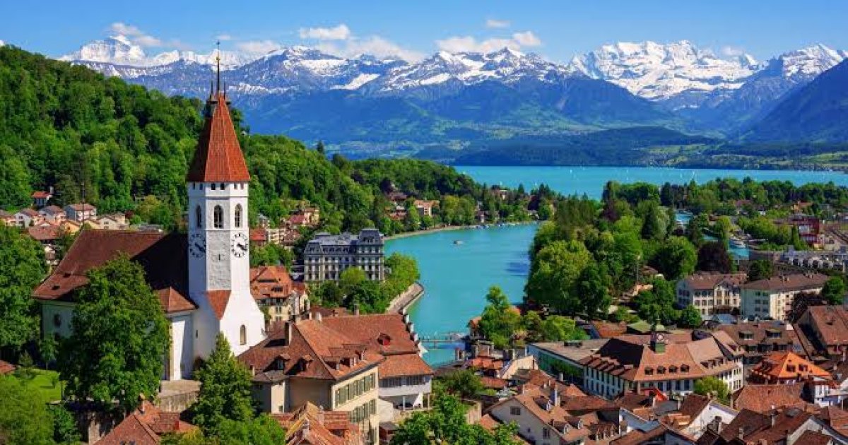 سويس وپېژنئ!