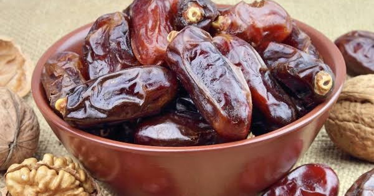 خرما (کجورې) او روغتيايي ګټې یې