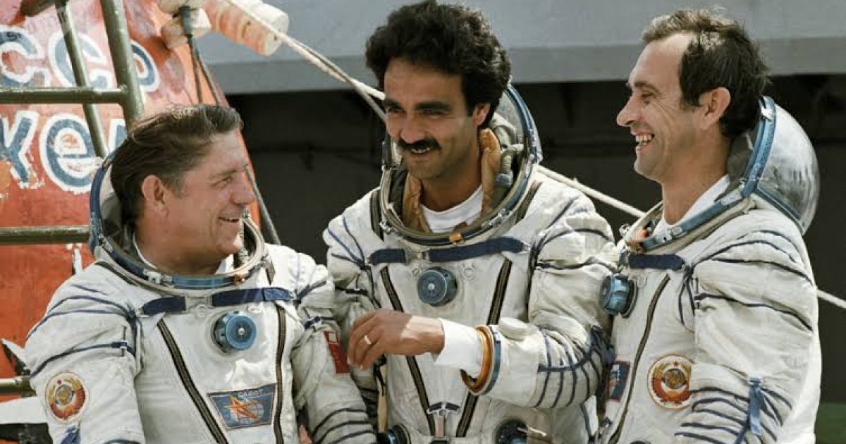 لومړنی افغان ستورمزلی "عبدالاحد مومند" وپېژنئ