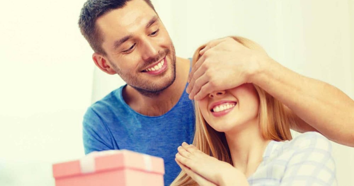 خپله مېرمن څنګه خوشحاله کړو؟