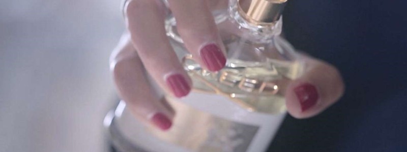 د عطرو په څېر شئ!